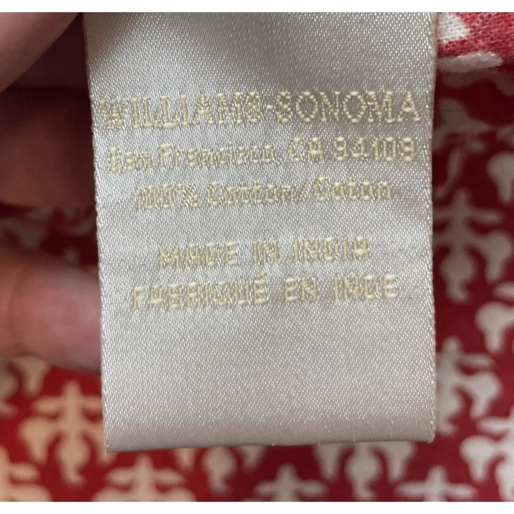 Williams Sonoma MCM Tablecloth Round 66
